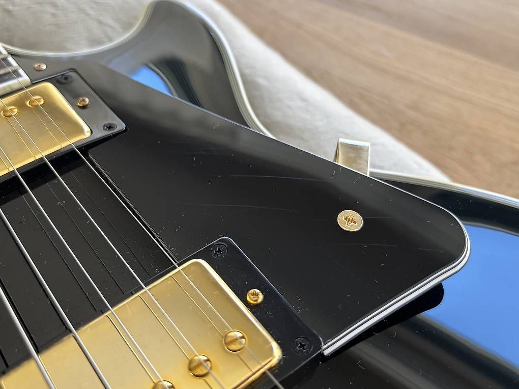 Epiphone Strumenti musicali: Epiphone Les Paul Custom Ebony E-Gitarre **WENIG GEBRAUCHT** – Nuovo (secondo la descrizione) da Basel venduto da KommCare 1