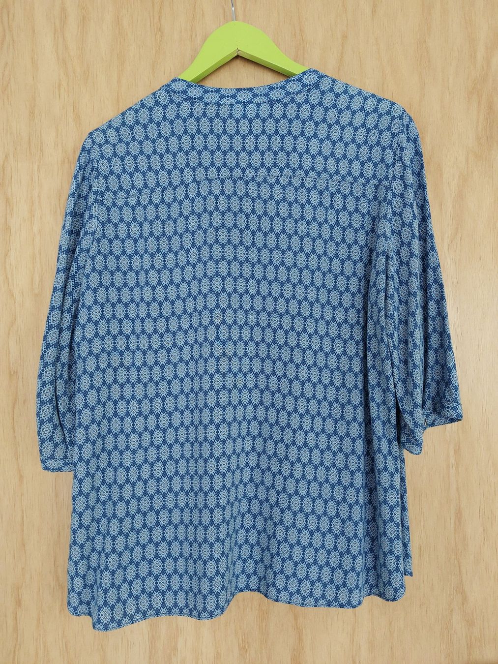 T-shirt: Shirt Gr. 44 Yessica – Usato da Schmitten venduto da Renistern68 1