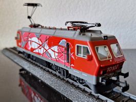 Märklin HO. Locomotive CFF Re 4/4 IV , série spéciale