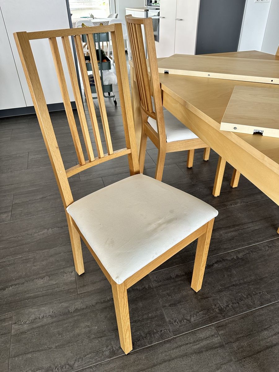Ikea Set de table et chaises: Extendable Dining Table and Chairs Set Light Wood IKEA – D'occasion à Wilen b. Wollerau par carlos.casals 2