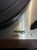 Thorens Jubilee Plattenspieler- Serie 4712