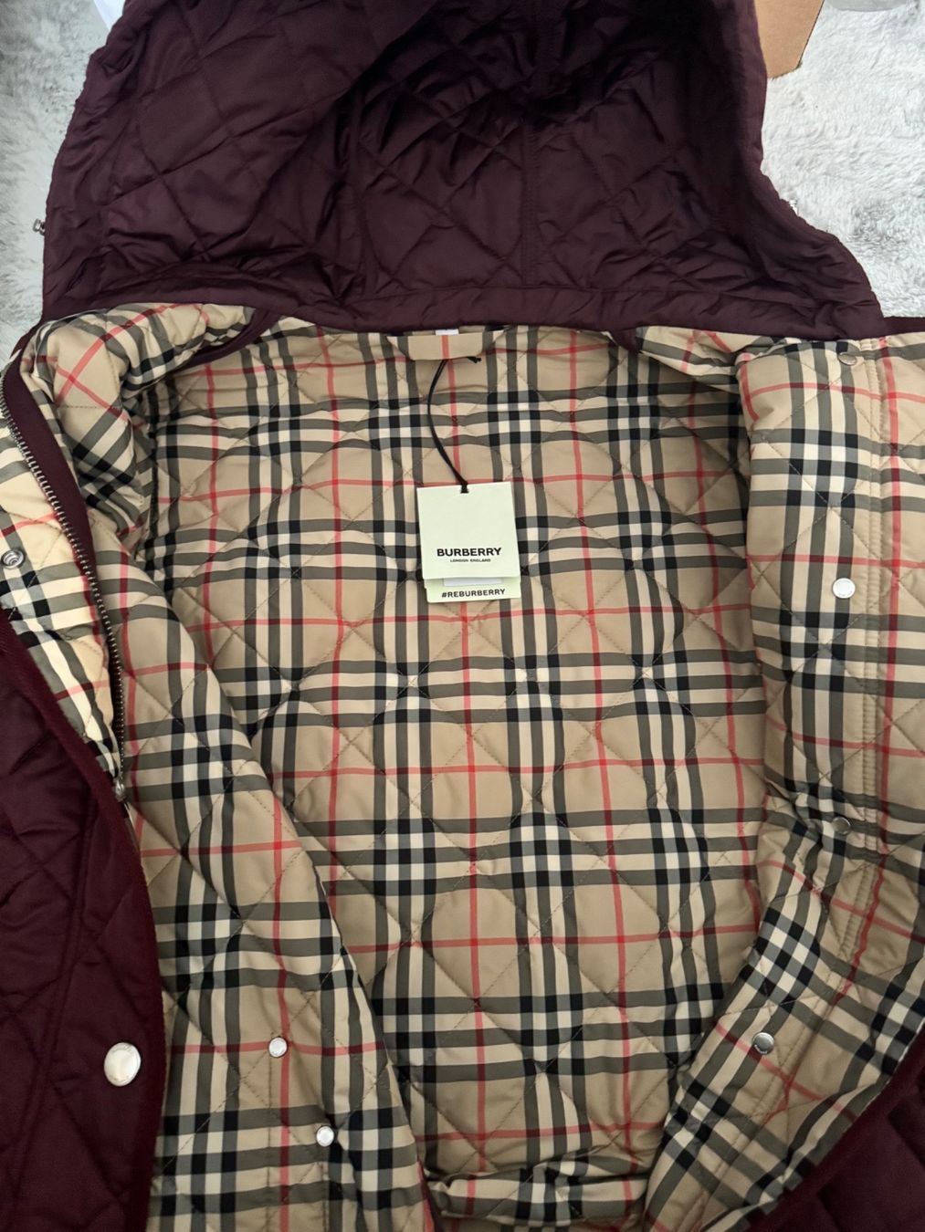 Burberry Cappotti: Burberry Mantel Grösse S – Nuovo e nell'imballaggio originale da Wiedlisbach venduto da Sistershop 5