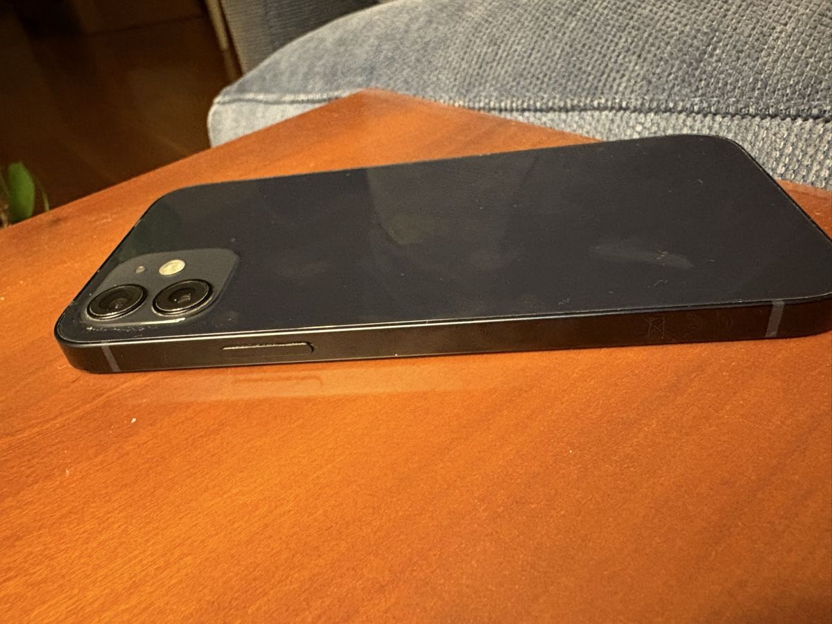 Apple Portables: iPhone 12, schwarz, 64 GB – D'occasion à Zürich par turtleS07 3