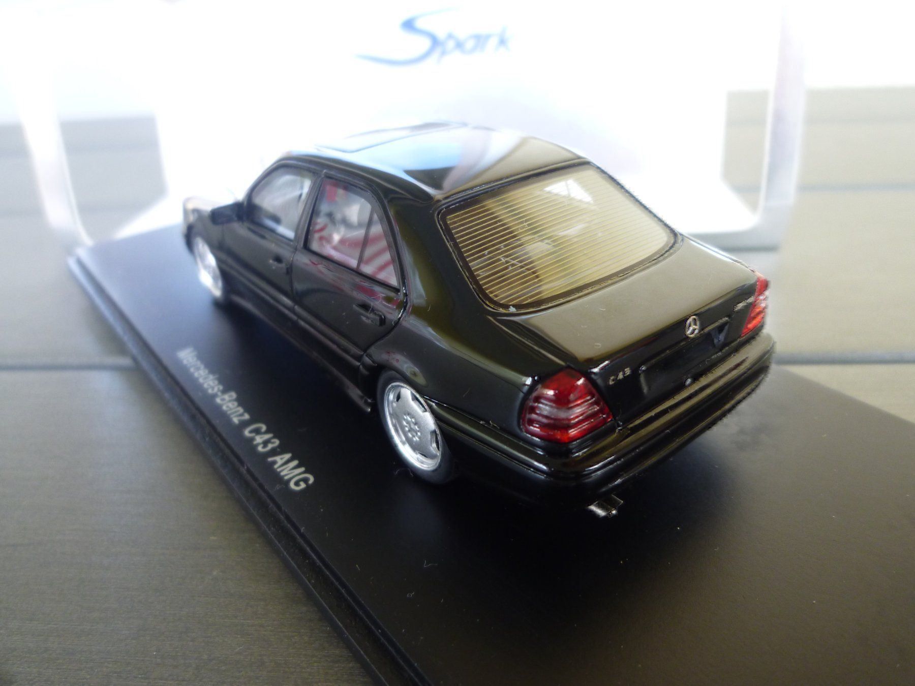 Modellini d'auto: Mercedes-Benz C43 AMG – Nuovo e nell'imballaggio originale da Flawil venduto da Imperiosud 3