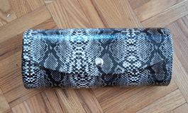 Boîte à lunettes rigide aspect "serpent " ne/Brillenetui neu