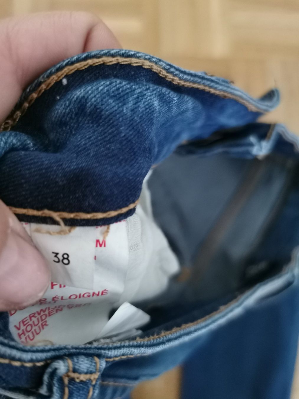 Jeans: Lässige Jeans Gr. 38 – Usato da Aadorf venduto da mona_speedy 2