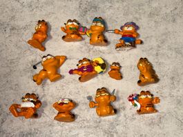 12 Garfield Figuren