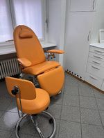 Sedia medica regolabile ? studio dermatologico