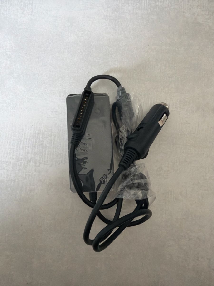 DJI Caricabatterie: Chargeur de voiture DJI Mavic – Nuovo (secondo la descrizione) da La Neuveville venduto da mypinguin 1