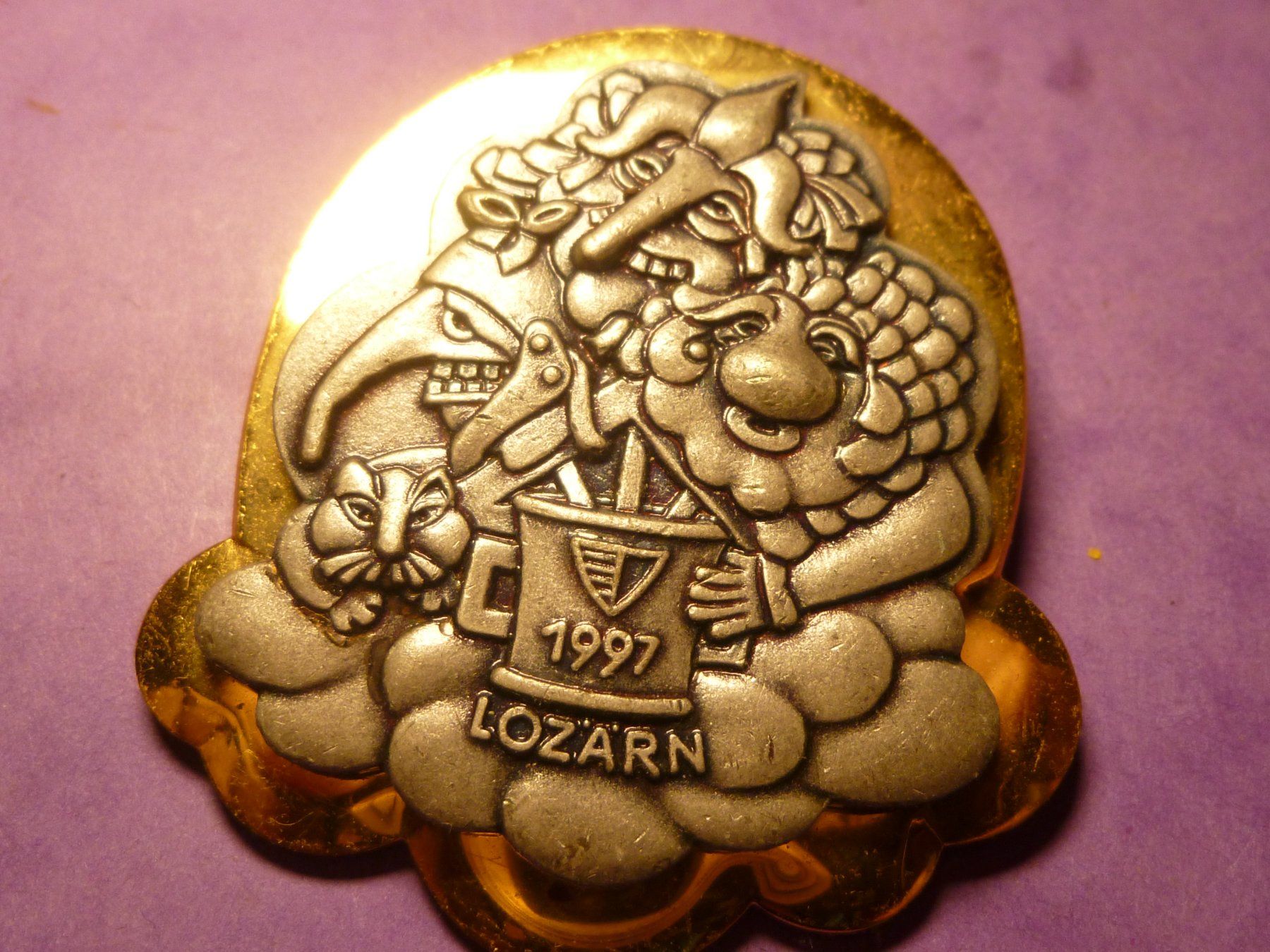 Placchette & Badge: LUZERN 19987 GOLD – Usato da Ried (Muotathal) venduto da Mandarin02