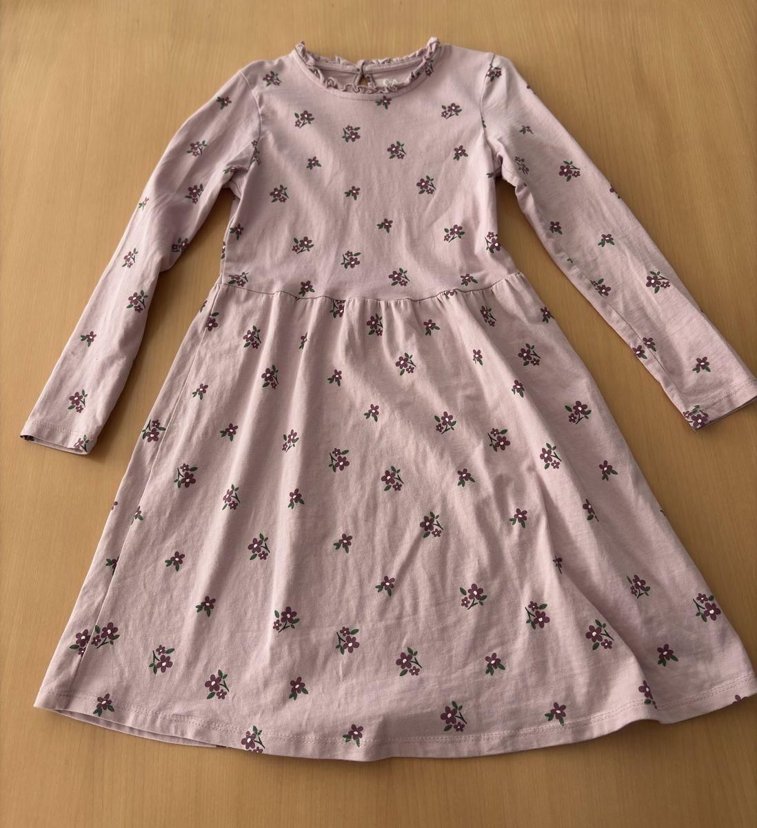 C&A Lotti & Set di vestiti: 2 Herbstkleider Mädchen Grösse 134 – Usato da Forch venduto da CorinneB-K 1