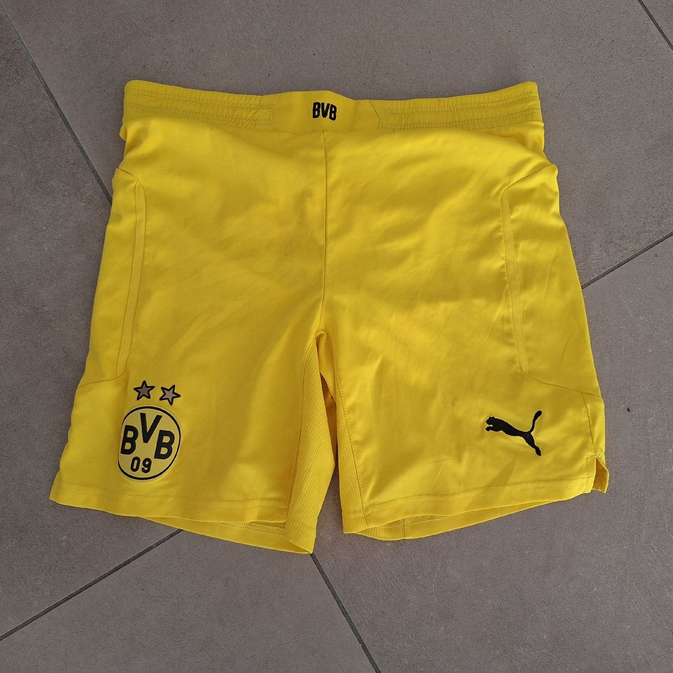 Leibchen & Hosen: puma bvb09 S  – Gebraucht aus Bellinzona von labottegadiElena