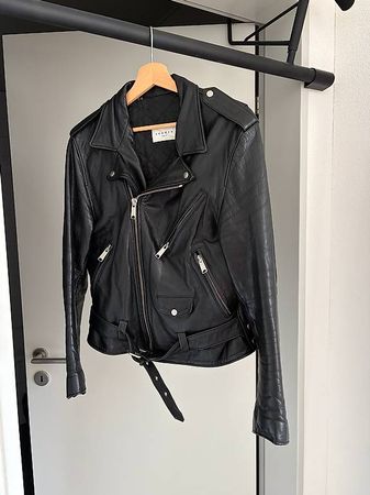 Sandro Bikerjacke Leder Schwarz Perfecto Gr. M  gebraucht