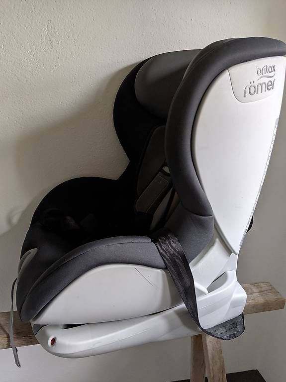 Seggiolini per auto: Britax Romer Siège Auto Trifix Isofix  – Usato da Vevey venduto da Pigeon 2