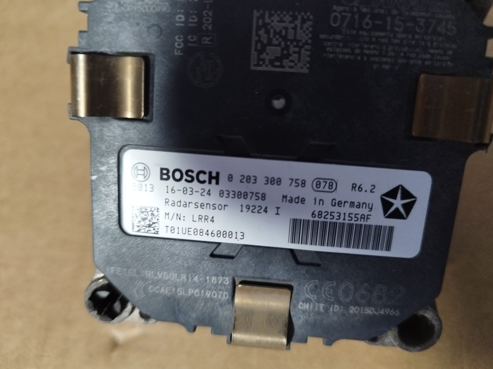 Jeep Alle Autoersatzteile: Jeep Grand Cherokee WK2 Radarsensor – Gebraucht aus Zittau von BB-Jeep-Teile 2