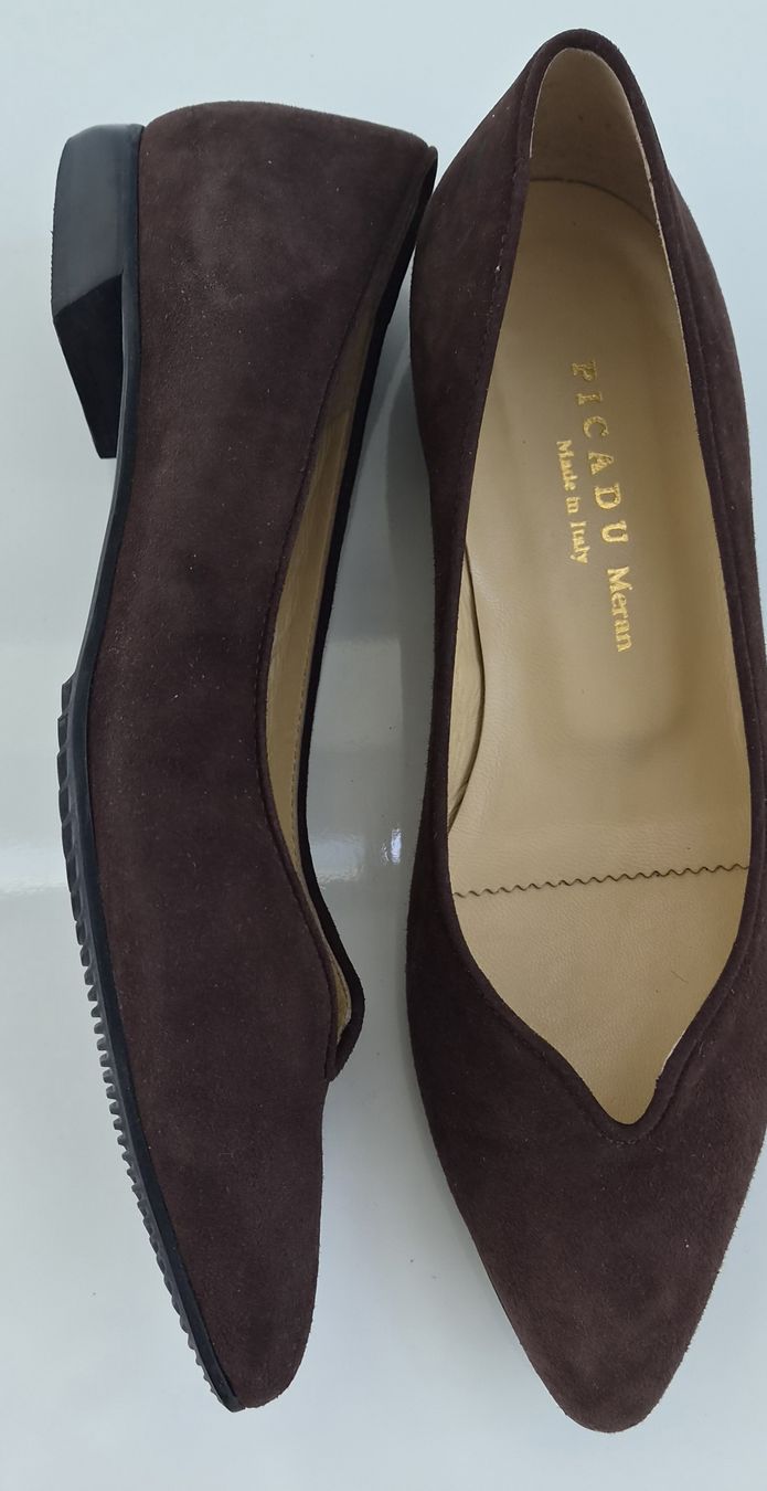 Scarpe da donna: Picadú Meran Pumps Wildleder Gr. 37  – Usato da Rapperswil SG venduto da lemiii 1