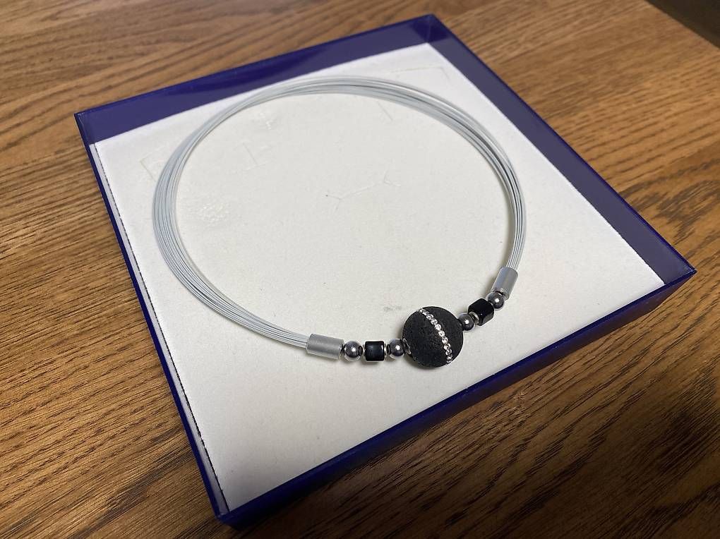 Catenine: Halskette Seilcollier mit Magnet Kugelschloss – Usato da Sursee venduto da pih_88 3