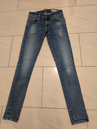 Diesel Slandy-Low, Super Slim Skinny Low Waist, W26-L32