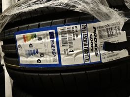 Toyo Proxes Sport 255 45 19