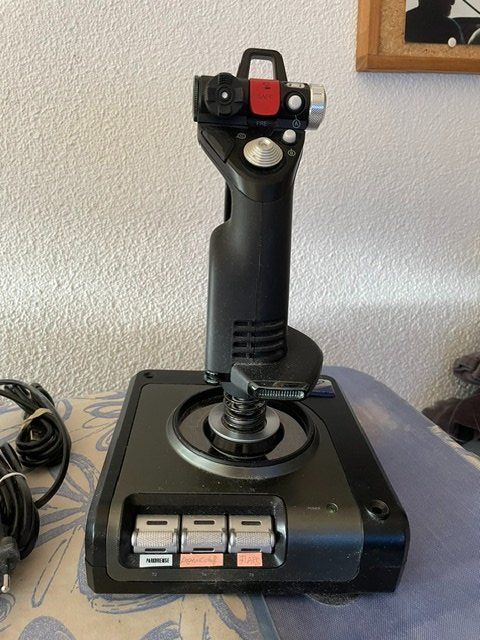 Controller: Saitek X52 PRO Flugsimulator Joystick gebraucht – Usato da Wallbach venduto da hoerbi07 1
