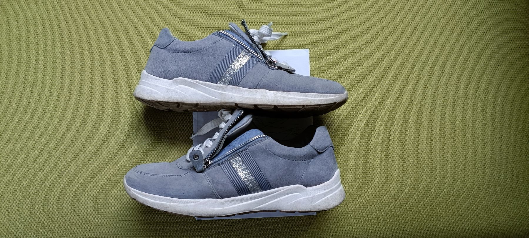 Damenschuhe: Medicus Sneaker aus Leder Gr. 5 1/2 = 38.5 – Gebraucht aus Porza von tbch 2