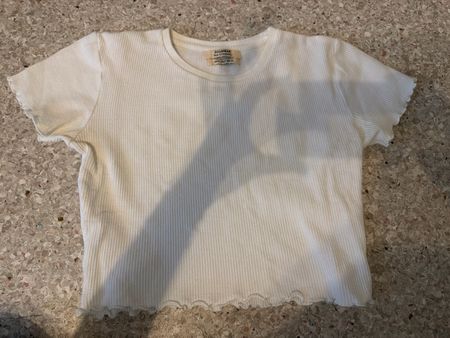 Damen T-Shirt Pull&Bear gerippt weiss Grösse M guter Zustand