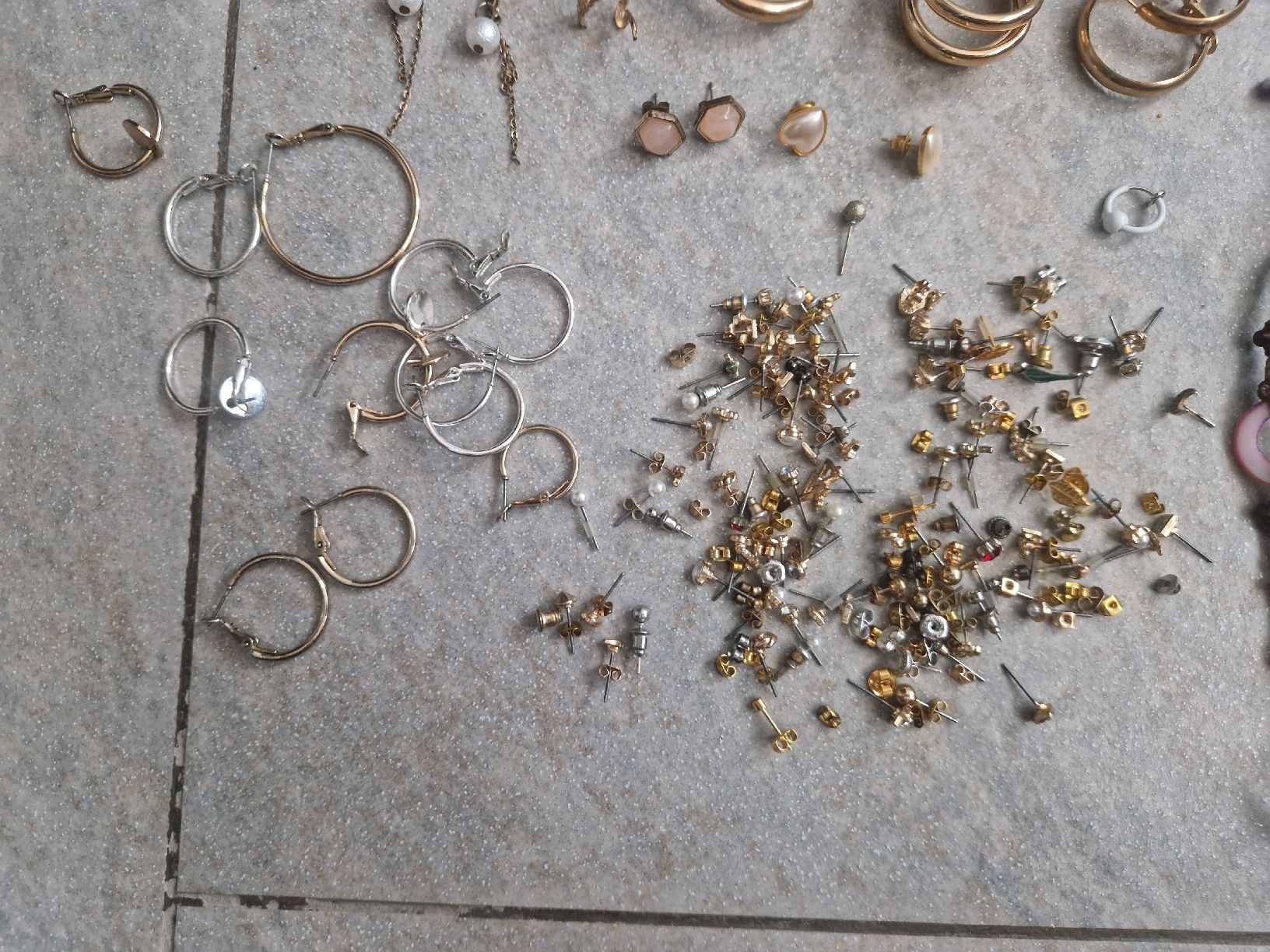 Altri gioielli: Grosses Konvolut Modeschmuck 3 – Usato da Zofingen venduto da TR1981 2