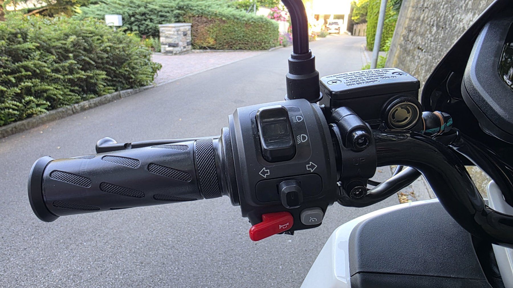 Strada: NIU NQI Sport , Roller Elektro – Nuovo e nell'imballaggio originale da Wil SG venduto da linox 5