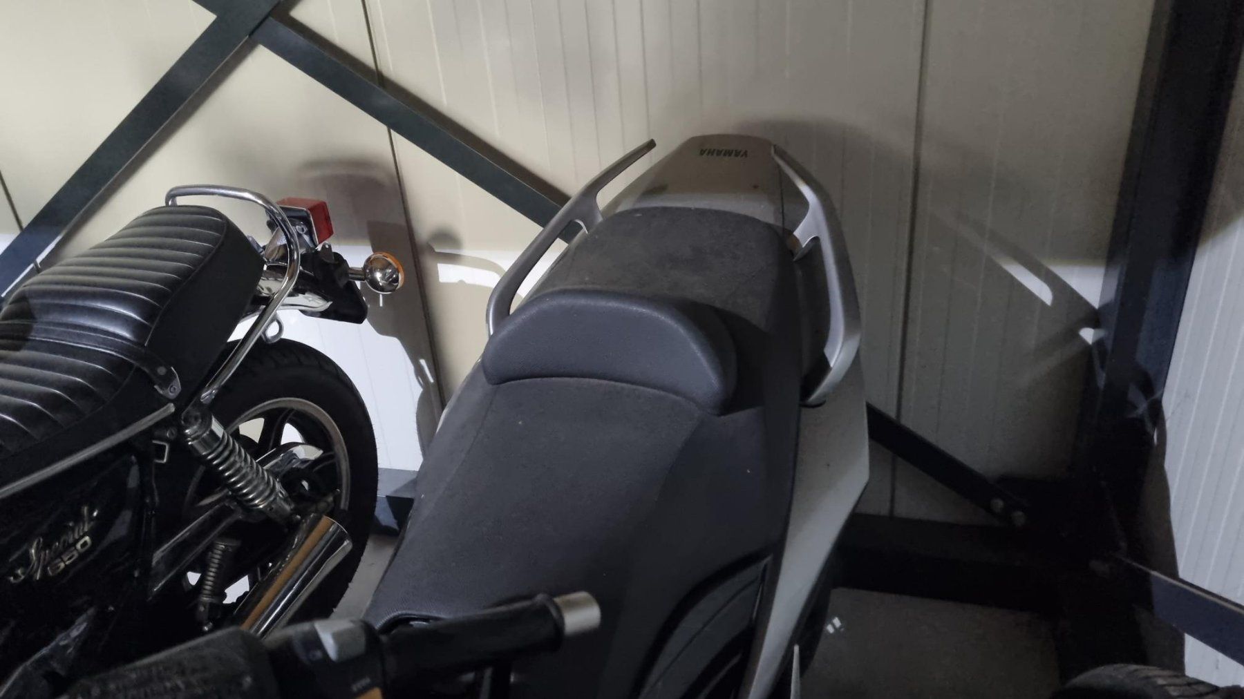 Yamaha Scooter: Tmax 500 mit Motorschaden! – Usato da Sargans venduto da pirelli146 8