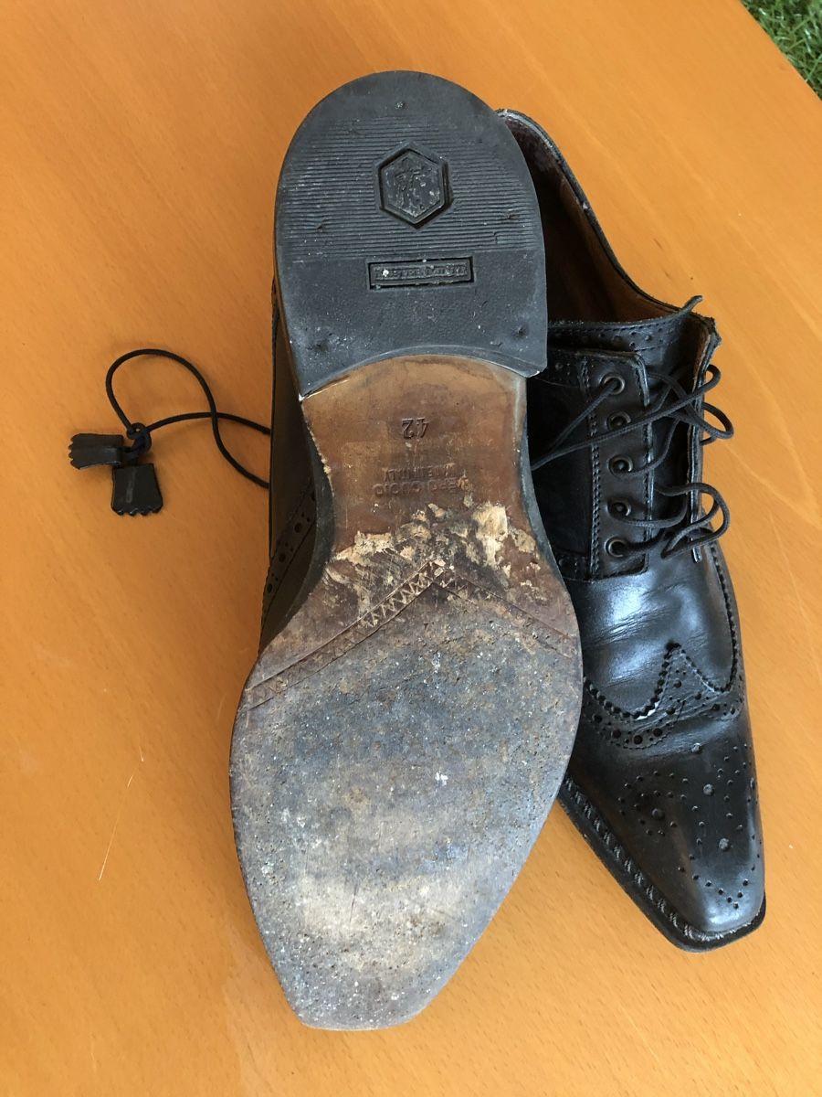 Scarpe da uomo: Modischer Lederschuh Gr 42 – Usato da Madetswil venduto da Biker100 3