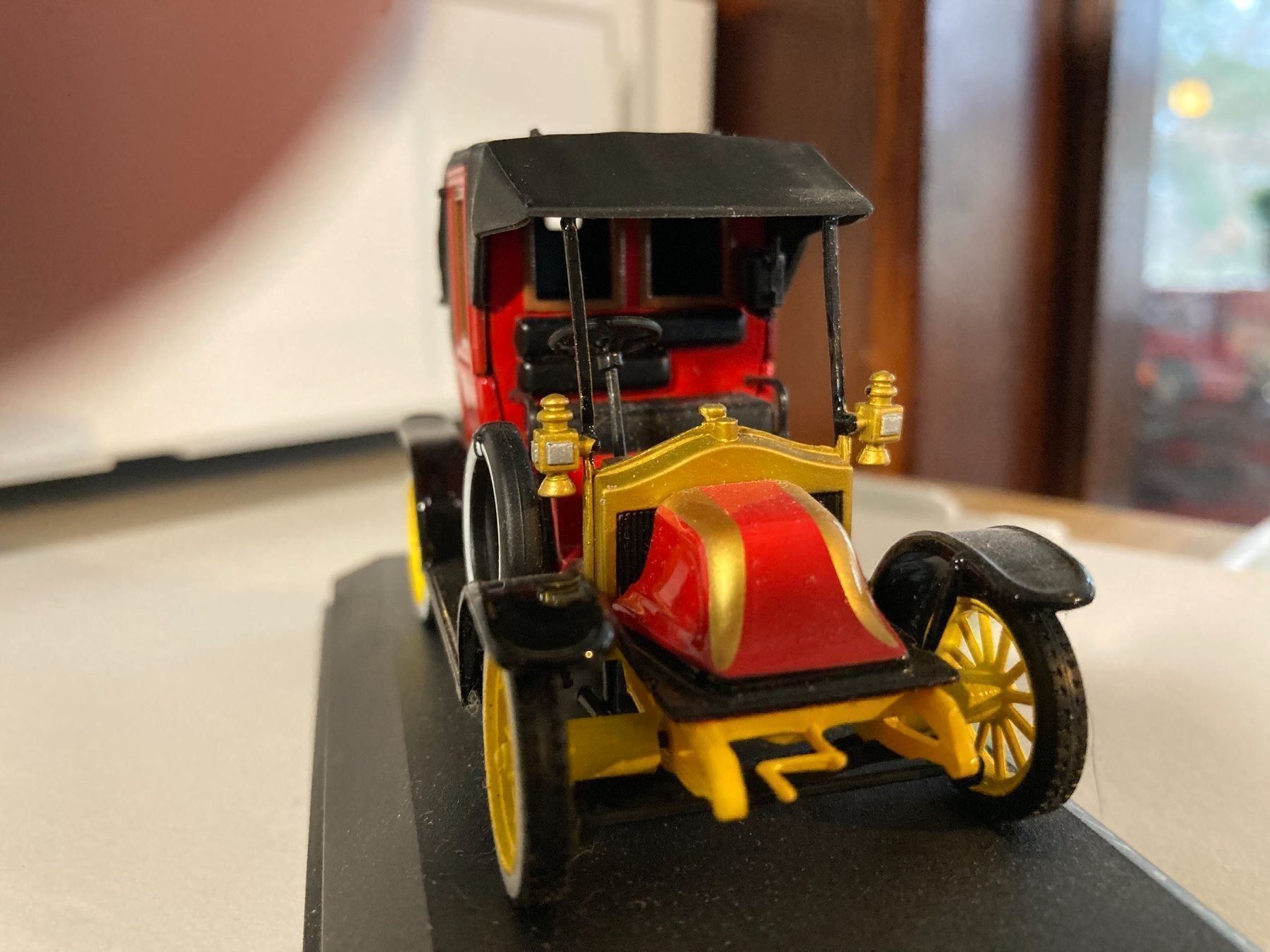 Renault Modellini d'auto: Renault AG1. Taxi. 1/43 – Usato da Versoix venduto da Jeannot57 1