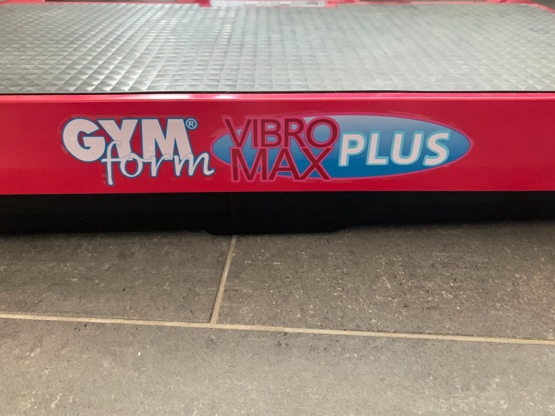 Hometrainer: Vibrationsplatte Gymform Vibro Max Plus **SCHNÄPPCHEN** – Gebraucht aus Waldkirch von kanada015 2
