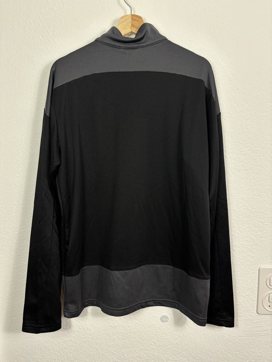 Puma Pulls & Sweat-shirts: Puma Trainingspullover – D'occasion à Solothurn par skillsine 1