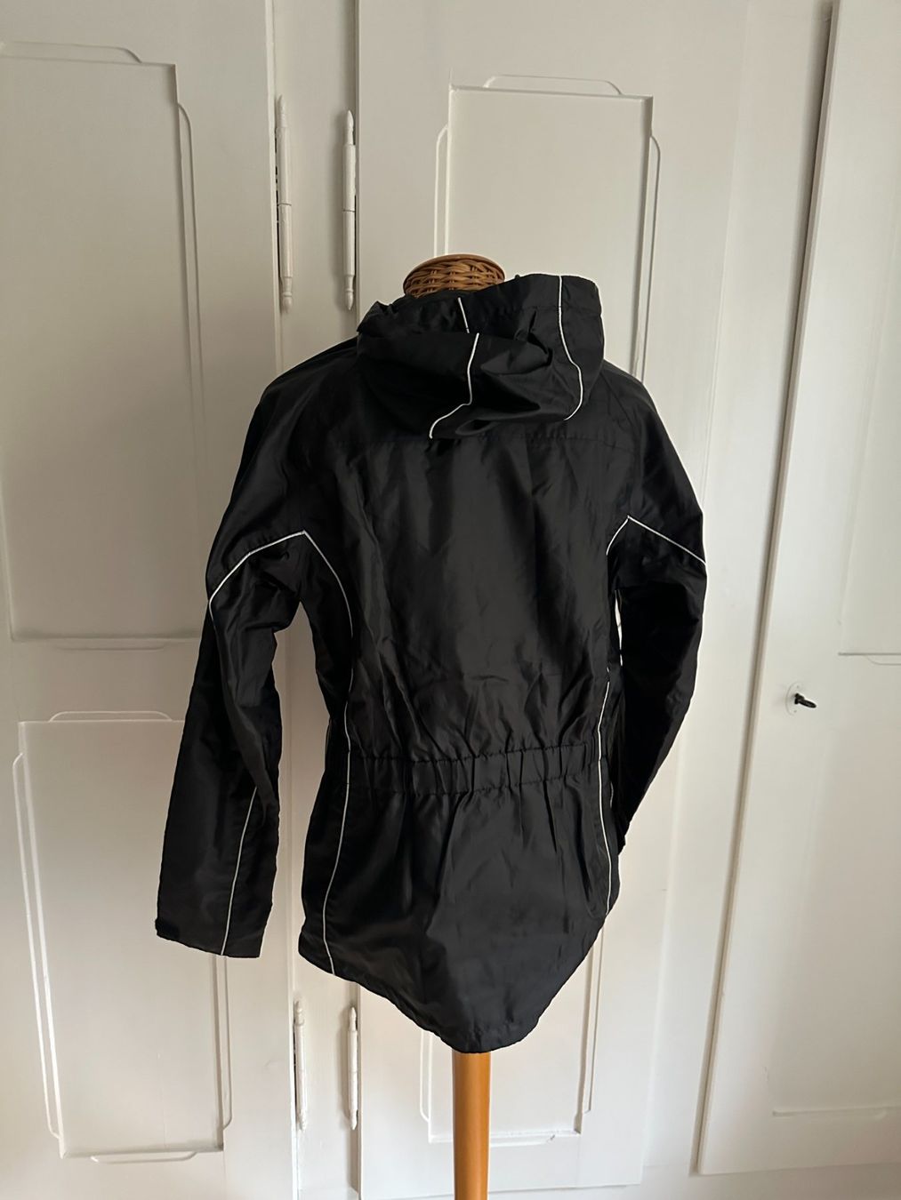 Jacken: ASTROLABIO - Regenjacke schwarz M – Gebraucht aus Zürich von Diazaio 2