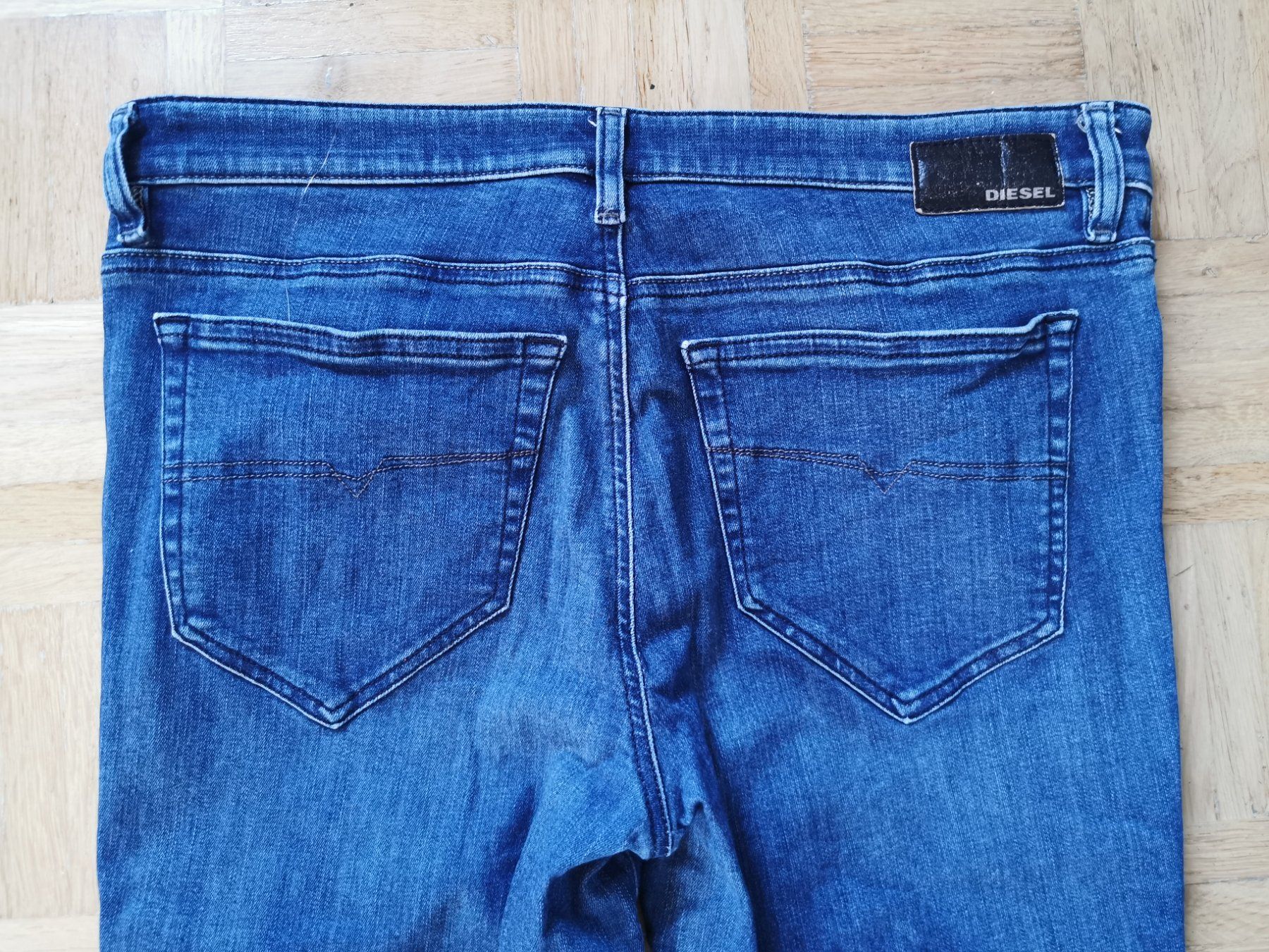 Diesel Jeans: Jeans Diesel Gr. 32/32 – Usato da Stäfa venduto da flamingo_17 7
