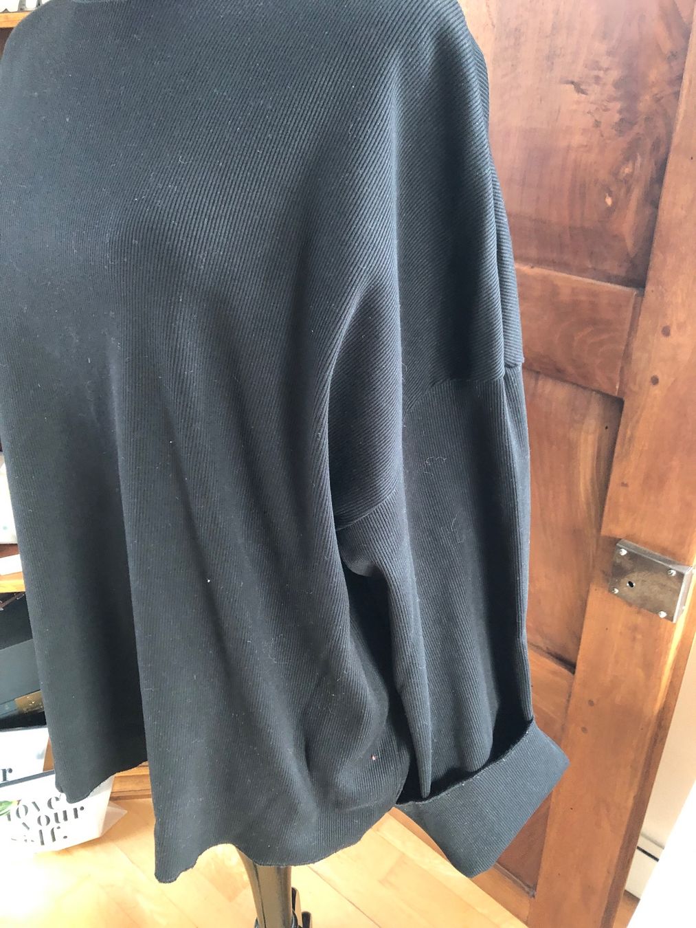 Maglioni & Felpe: Damen Pullover schwarz gerippt weit geschnitten – Usato da Arlesheim venduto da leyRum4.5 1