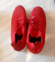 Rote Turnschuhe, Gr. 40 - perfekt für den Sommer!