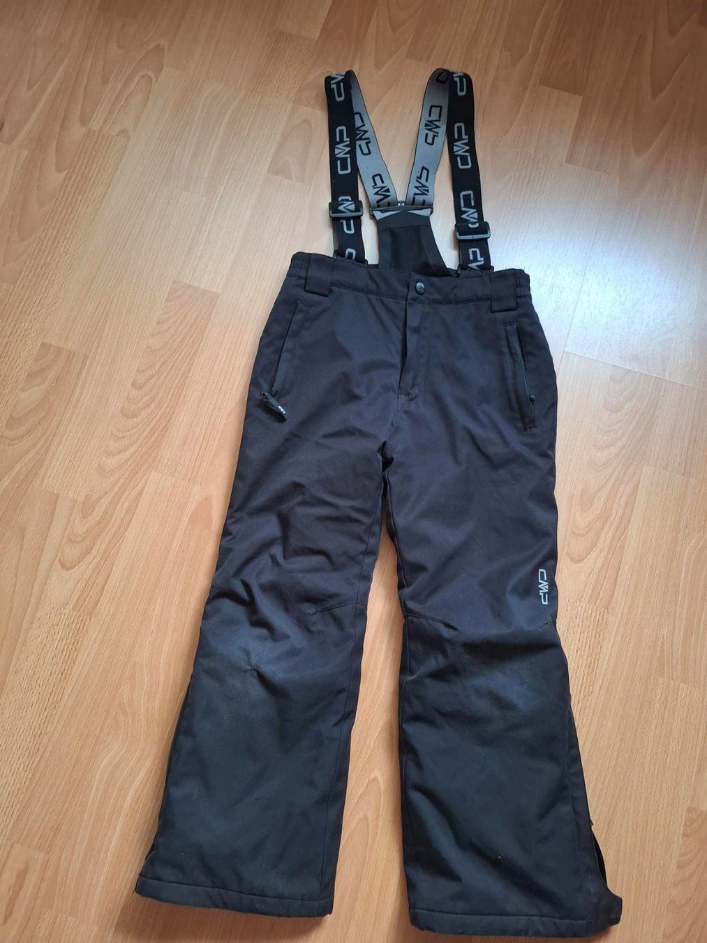 Pantalons: pantalon de ski – D'occasion à Porrentruy par Piquetix
