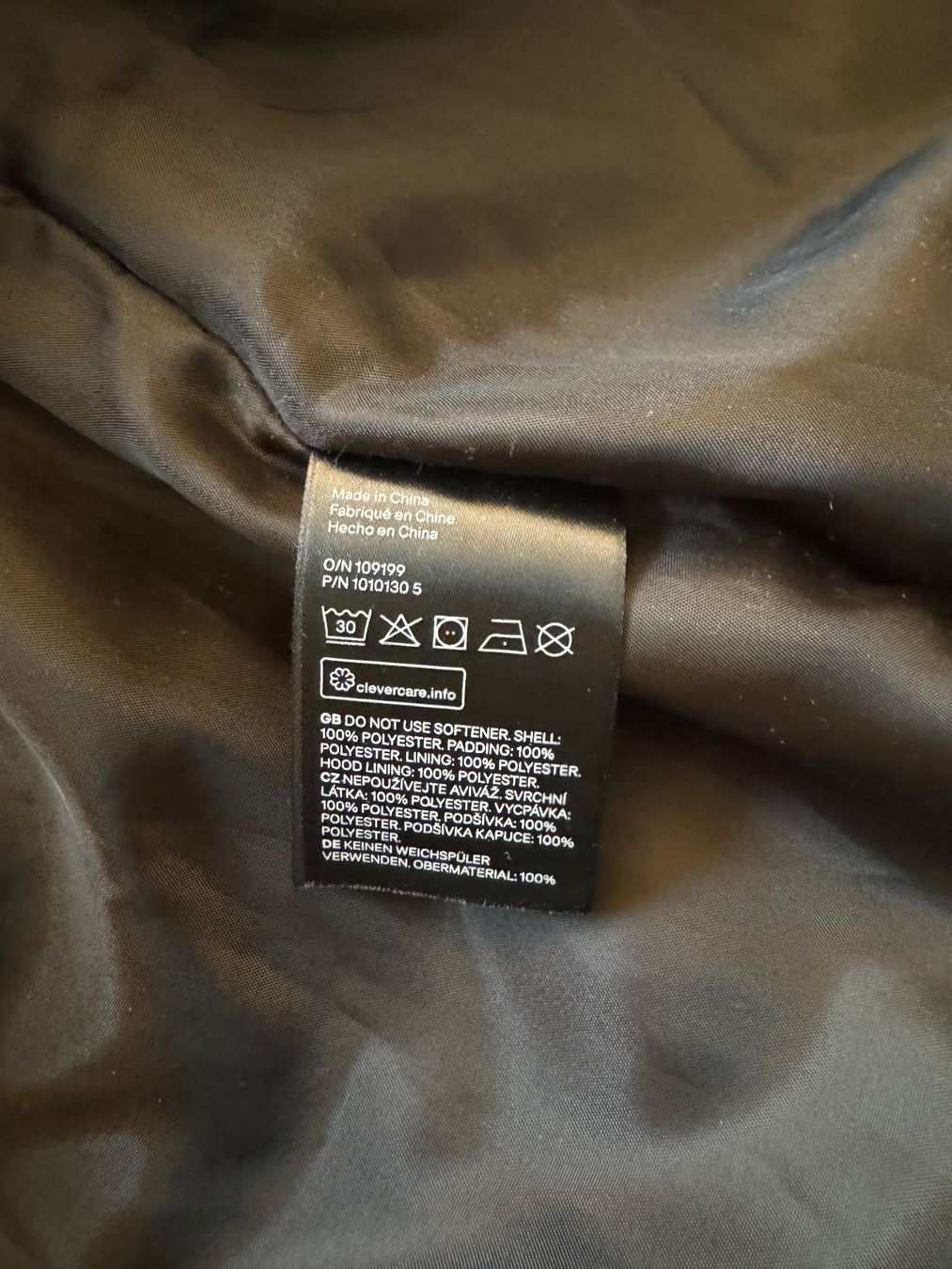 H&M Vestes: HM winter jacket xs thermolite – D'occasion à Kilchberg ZH par roz_qcj7 2
