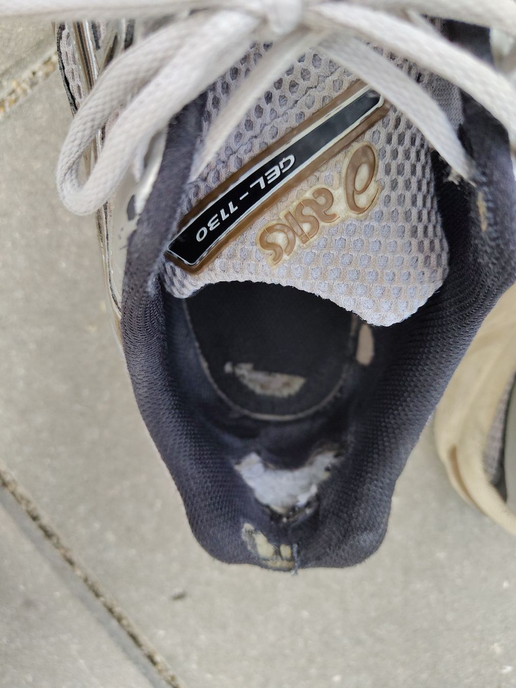 Asics Herrenschuhe: Asics Freizeitschuhe – Gebraucht aus Frutigen von 20silas02 3