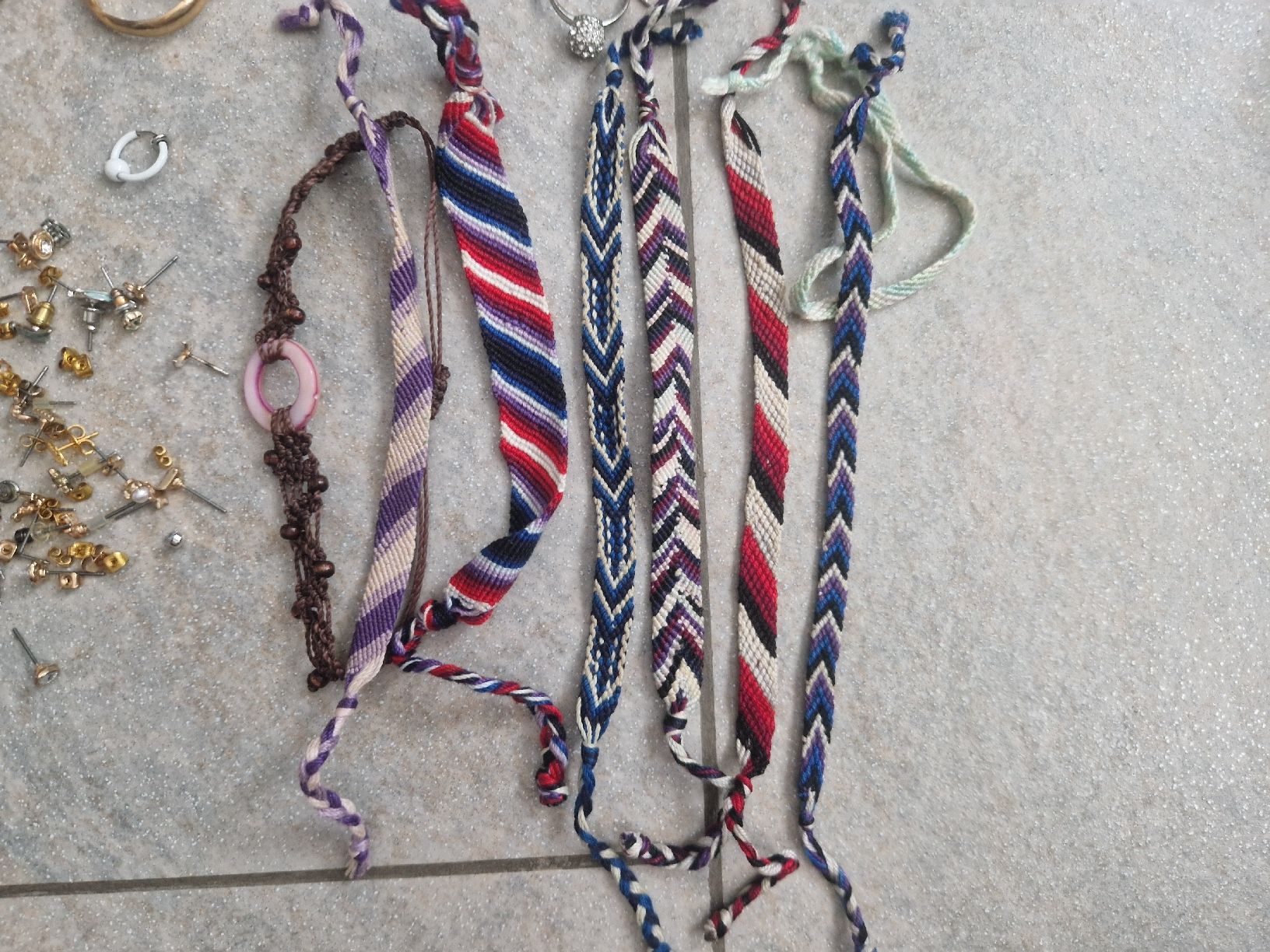 Altri gioielli: Grosses Konvolut Modeschmuck 3 – Usato da Zofingen venduto da TR1981 1