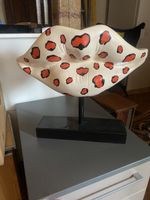 Lippen Skulptur Leo Muster Neu