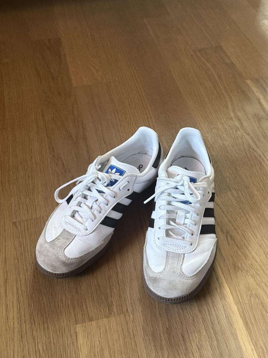 Adidas Scarpe da uomo: Adidas Samba Weiss/Schwarz Grösse 38 – Usato da Hettlingen venduto da lau_9hnp 4