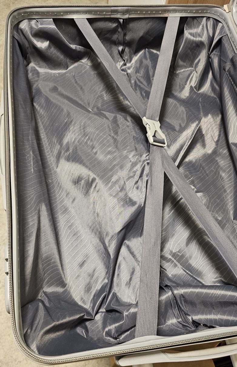 Valigie: Schwarzer Hartschalenkoffer Trolley Grösse M – Nuovo (secondo la descrizione) da Grenchen venduto da dar_6d52 3