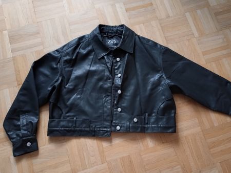 Veste courte Zara simili cuir noir taille M L grande