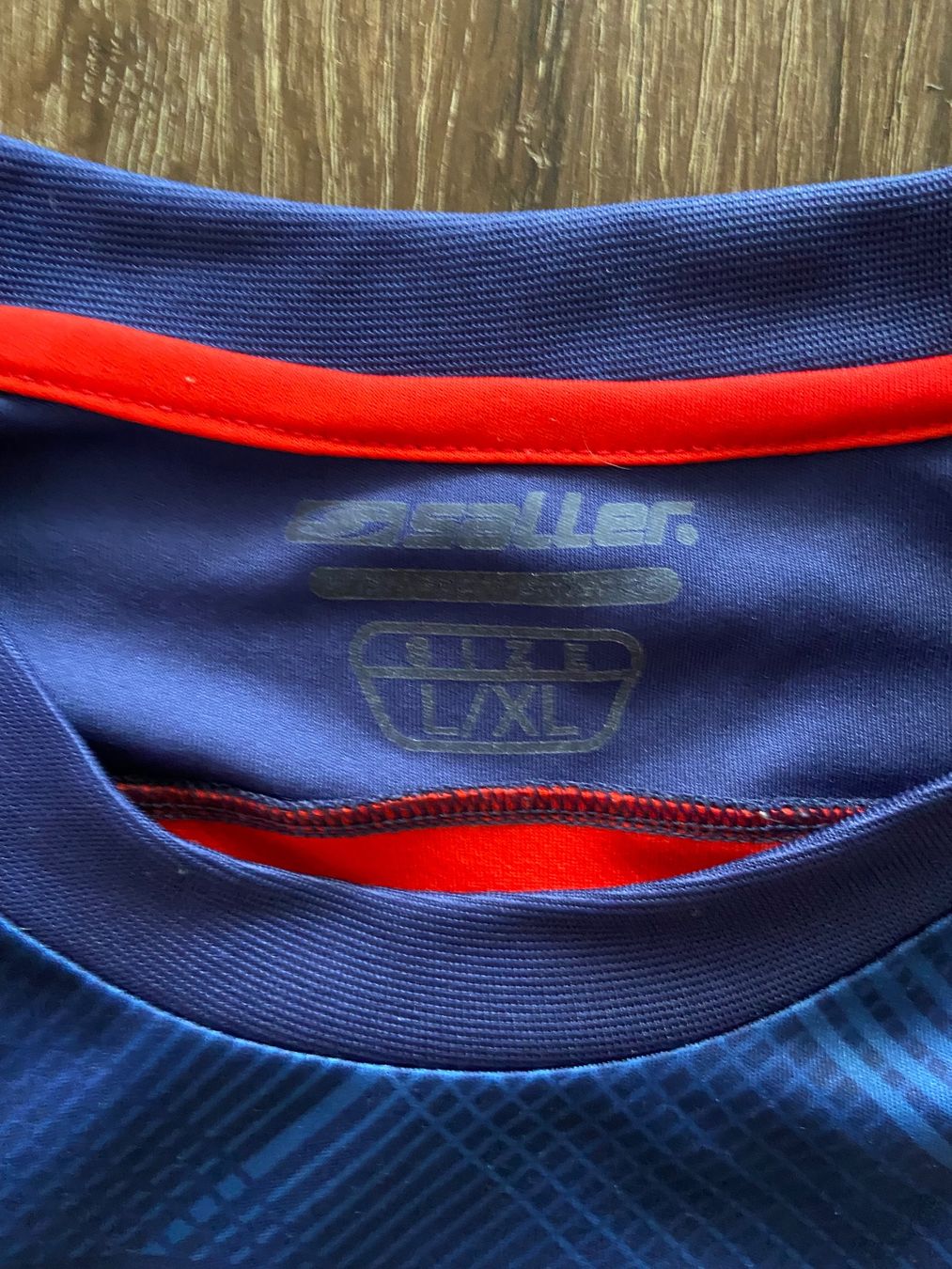 Canottiere & Pantaloni: SSV Jahn Regensburg Trikot – Usato da Muttenz venduto da bargain_hunter 2