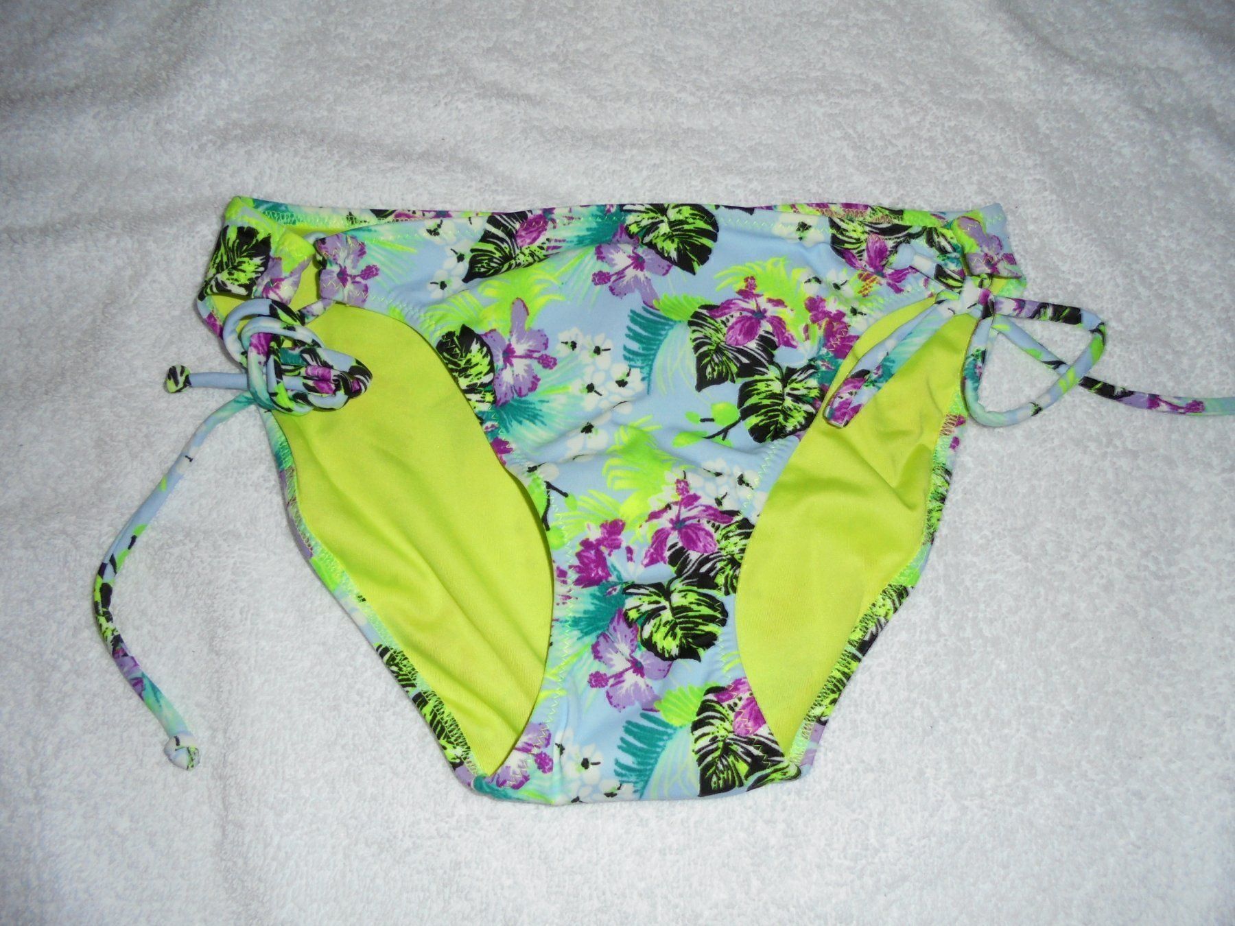 Victoria's Secret Costumi da bagno & Bikini: VICTORIA'S SECRET BIKINI GR. S / 75 B – Nuovo e nell'imballaggio originale da Aarau Rohr venduto da PinkSchwein 5