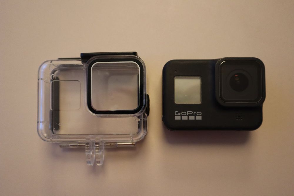 Gopro Hero 8 Black inkl 2 Akkus mit Dual Ladegerät + Zubehör Kaufen auf Ricardo