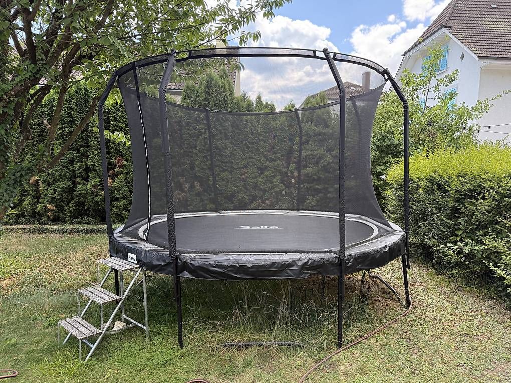 Trampoline: Trampolin  – Gebraucht aus Biel/Bienne von gerrard08