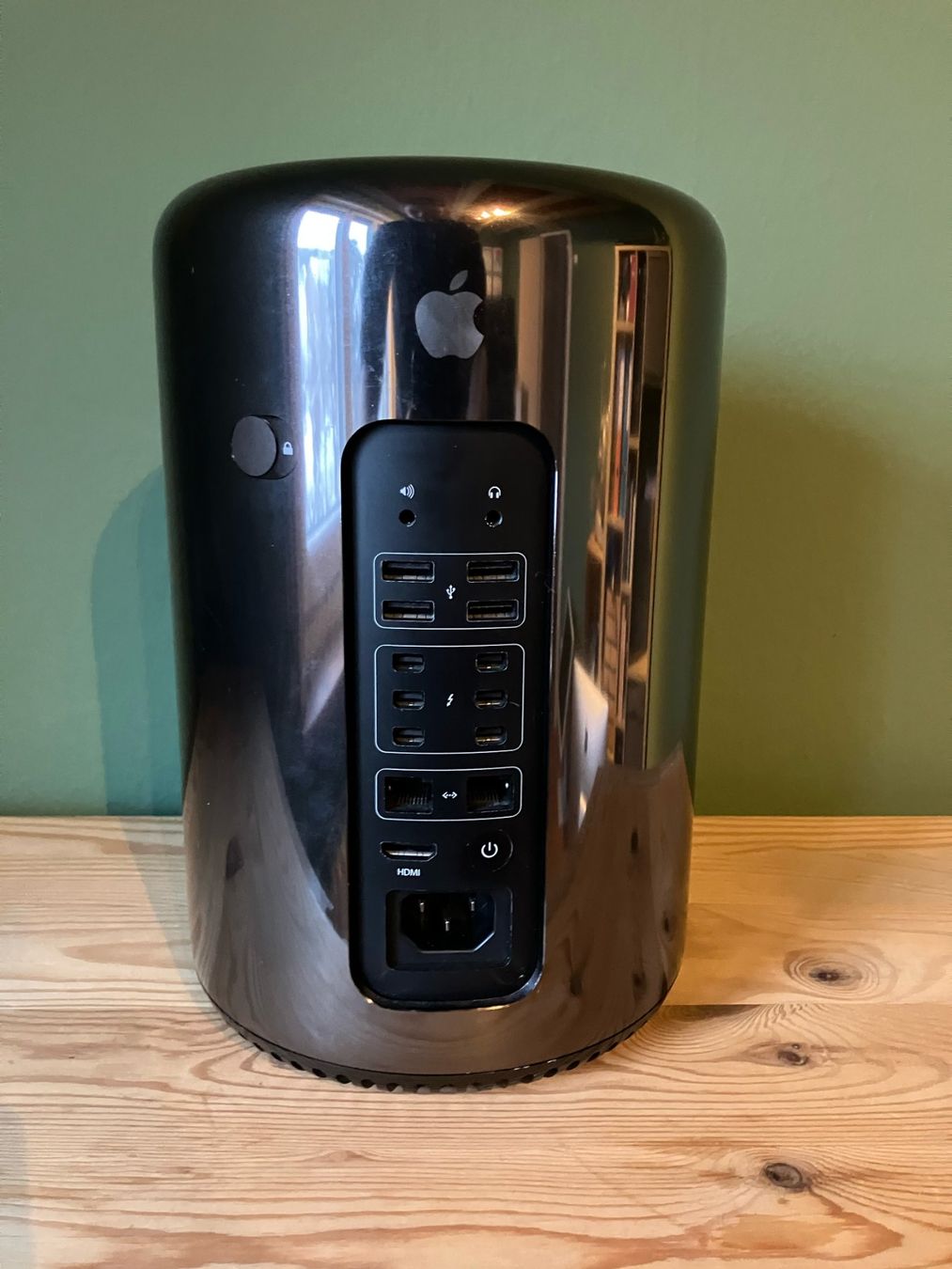 Apple PC: Mac Pro (Late 2013) – Usato da Luzern venduto da severin_sch 1